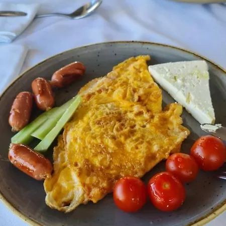 Parku I Palmave Hotel 3*