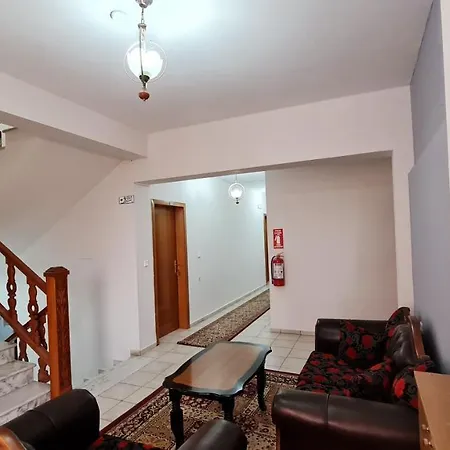 Hotel Parku I Palmave Gjirokaster